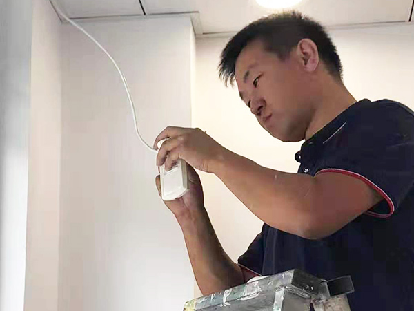 為什么選擇陜西鑫安安防聯(lián)網(wǎng)報警服務？看這里，多少人感動了