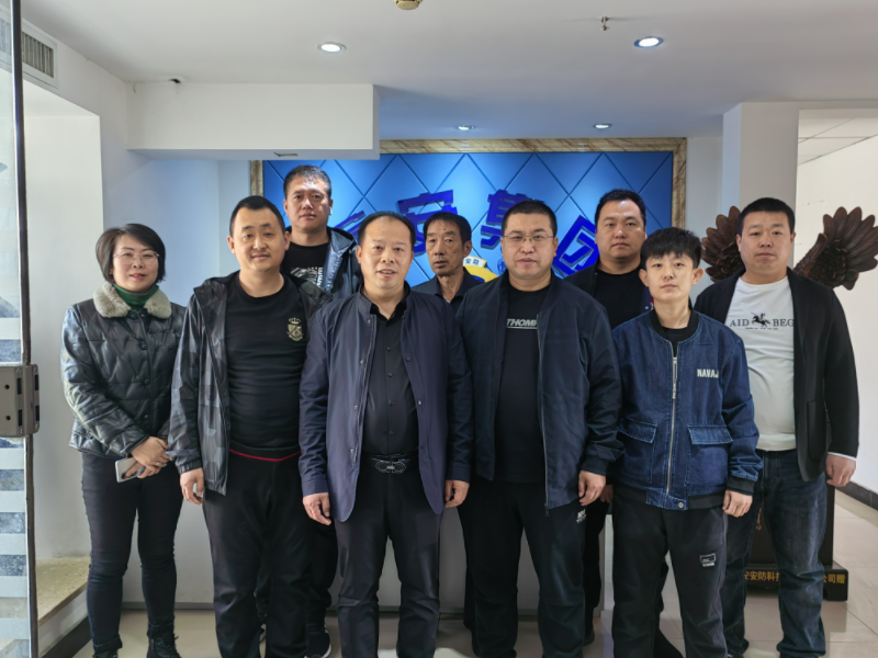 同業(yè)交流才是推動發(fā)展的原動力！歡迎同行企業(yè)老板到陜西鑫安安防參觀指導工作